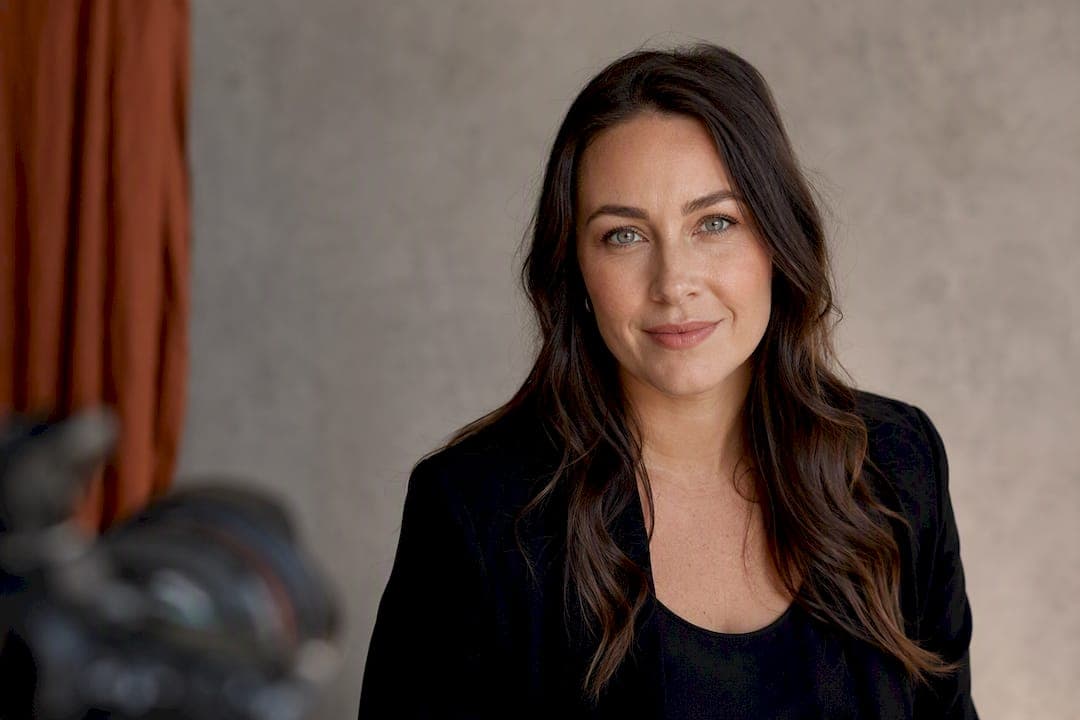 Headshot vs Portrait: Book the Headshot First, Studio Workflow