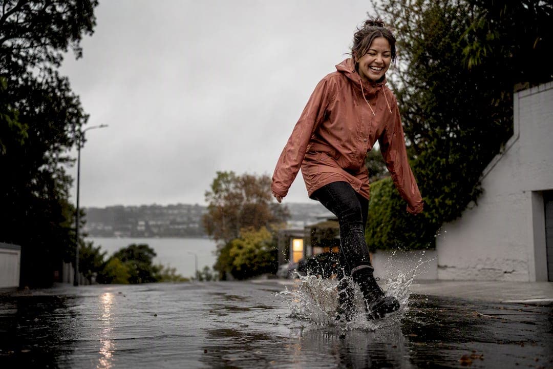 Rainy Day Photoshoot Ideas You Can Run in 5–15 Minutes in New Zealand